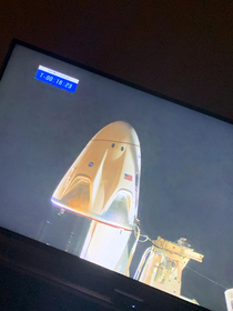 The top of the rocket looks like a little ghost