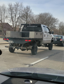 The truck who skipped leg day
