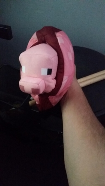 There seems to be a glaring issue with this reversible plush Minecraft pork chop