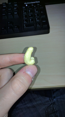 This cashew kinda reminds me of something