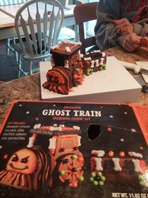 This Chocolate Ghost Train for Halloween