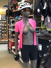 This mannequin is feeling free