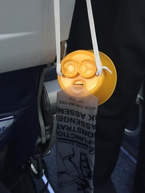 This oxygen mask on my flight looks like a minion vomiting