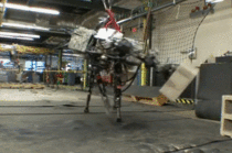 This robot can handle luggage the same way airline workers do