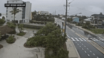 Timelapse of the storm surge rushing in Fort Myers