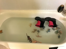 Told my niece to put her snow boots in the tub to dry off