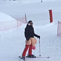 When your outfit defines your skiing style