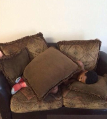 When youre at a friends house and he goes to sleep without giving you a blanket