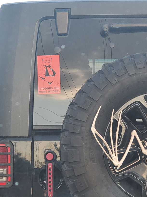  doors came up behind this killer at a red light