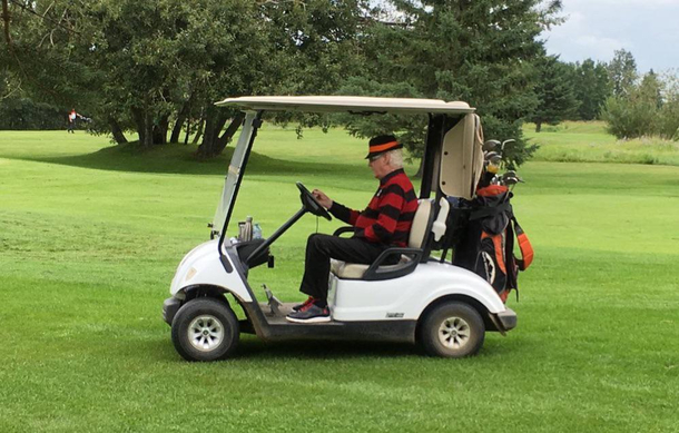  Freddy Krueger has taken up golf in retirement Apparently he has a helluva slice