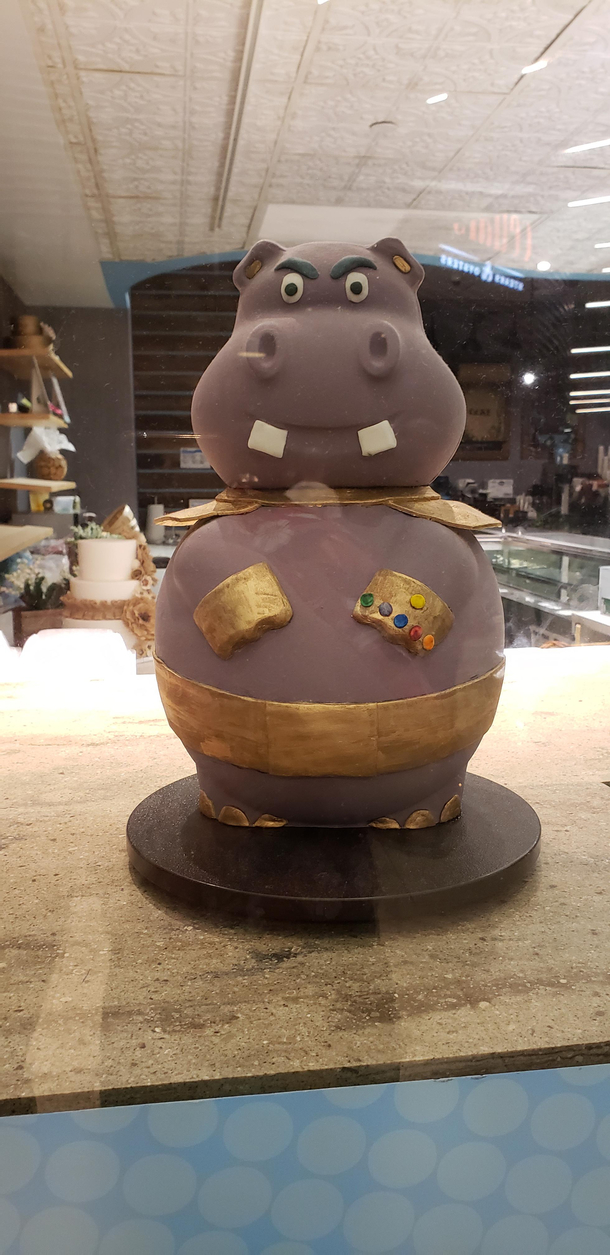 A cake from Cake by Franck in Foxwoods Resort Yes that is Moto Moto as Thanos in cake form