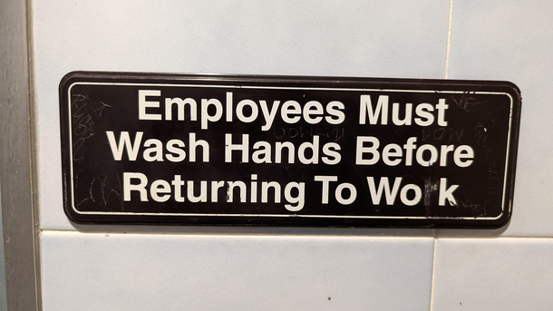 A fair rule spotted in a Vietnamese restaurant in NYC