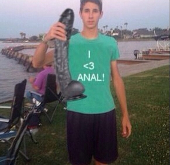 A friend sent me a picture of a fish he caught I sent him this back