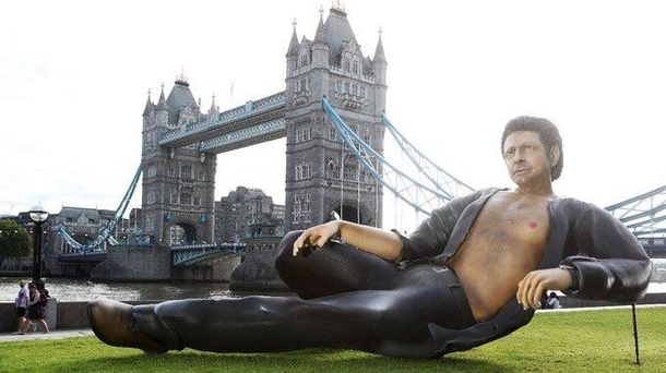 A giant statue of Jeff Goldblum has appeared in London