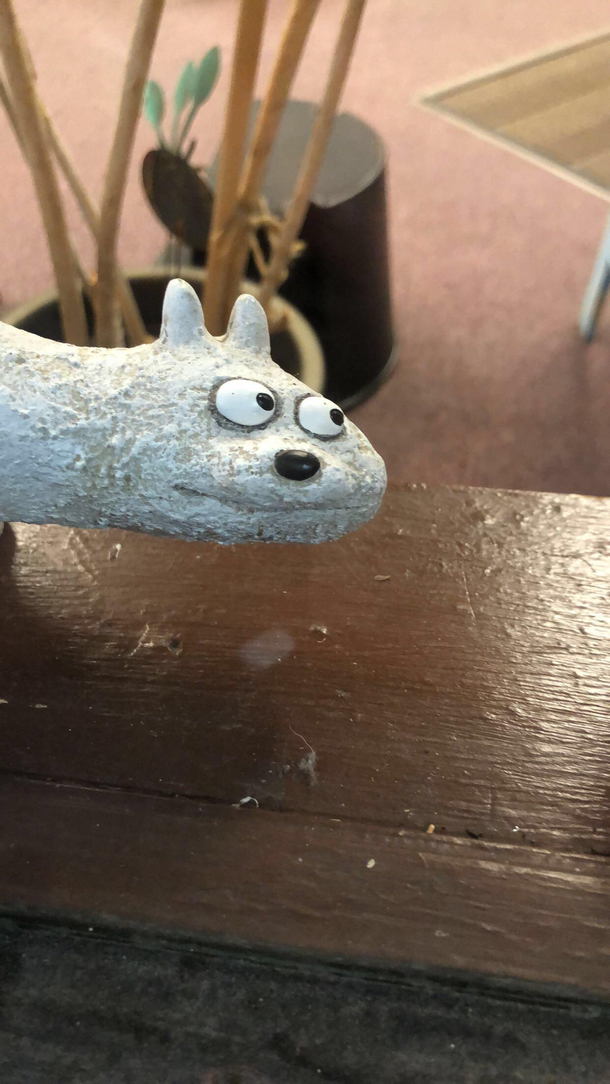 A piece of pottery at a local mattress store