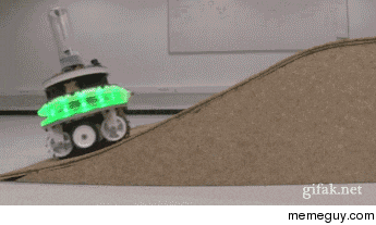 AI robots learning to cooperate in order to climb a ramp
