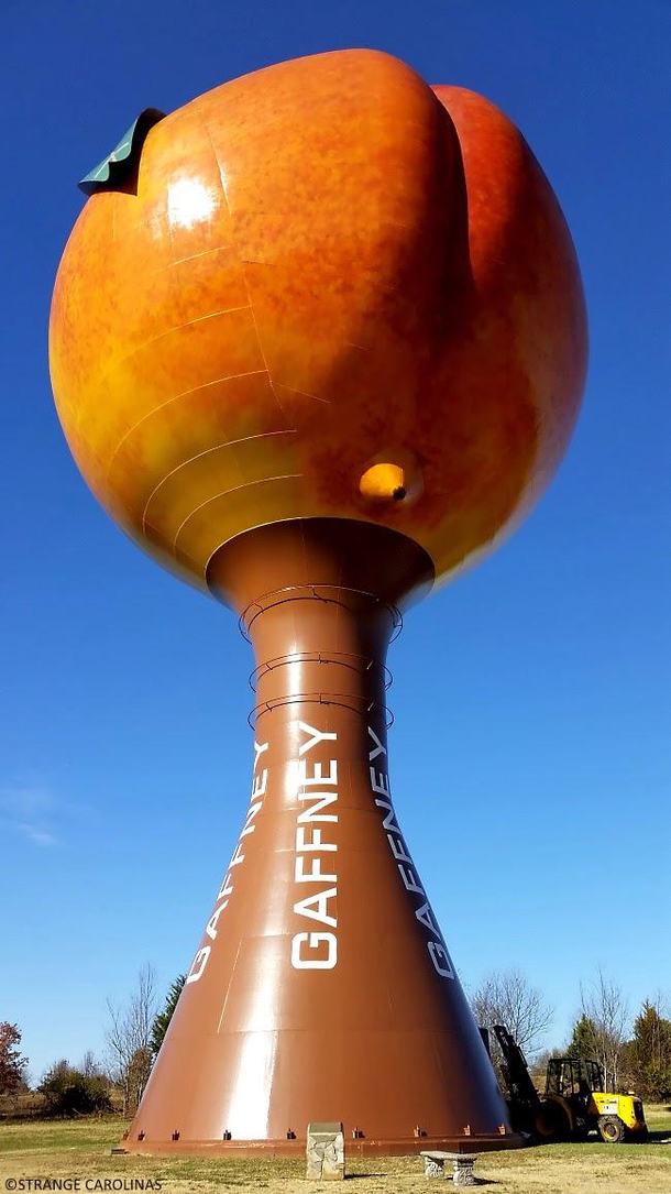 AINT THAT A PEACH