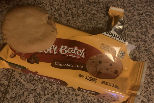 All four cookies were like this are the chips on Keebler elfs shoulders 