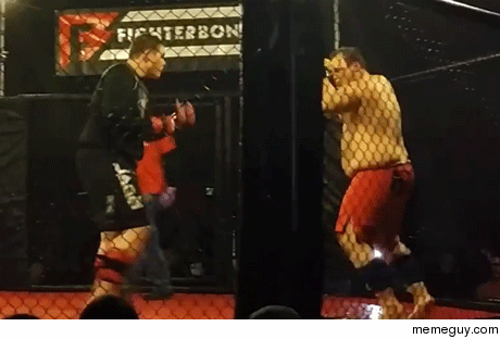 Amateur fighter tries too complex a move