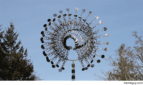 Amazing Wind Sculpture by Anthony Howe