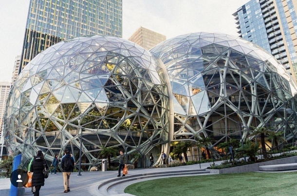 Amazons new building in Seattle looks really familiar I cant remember