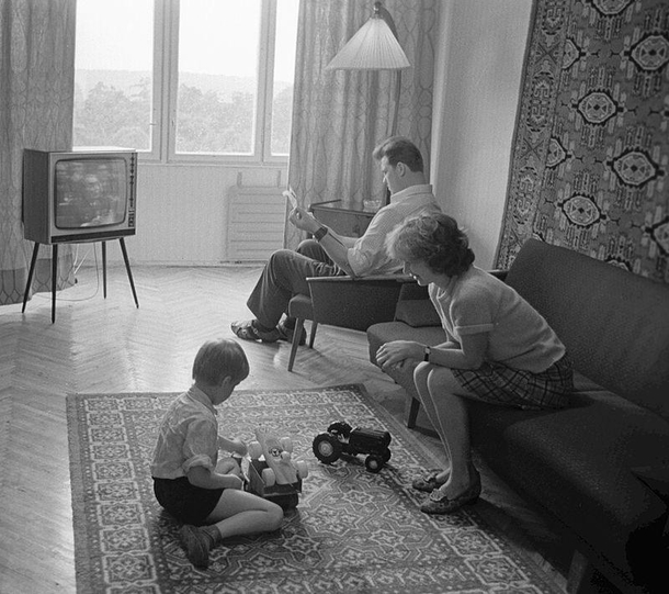 An average Soviet working-class family according to Wikipedia