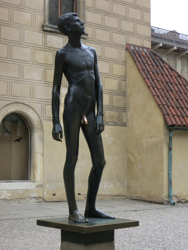 Art students cleaned up this statues genitals to see whether they could get tourists to touch it without even knowing why Their experiment succeeded 