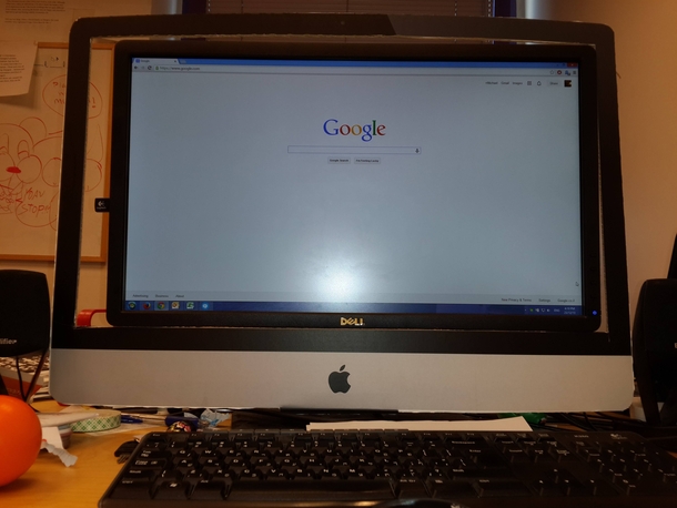 Asked my boss for an iMac saw this when I came this morning