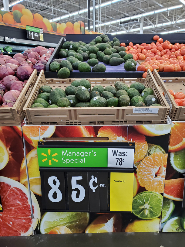 Awesome sale on Avacados at Walmart