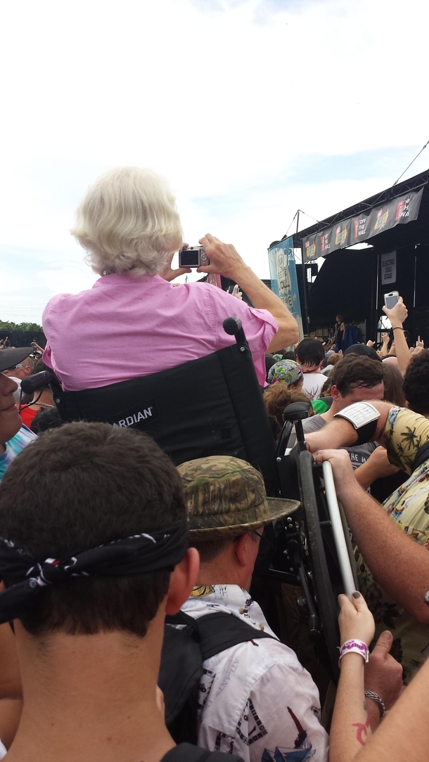 Badass old lady at warped tour