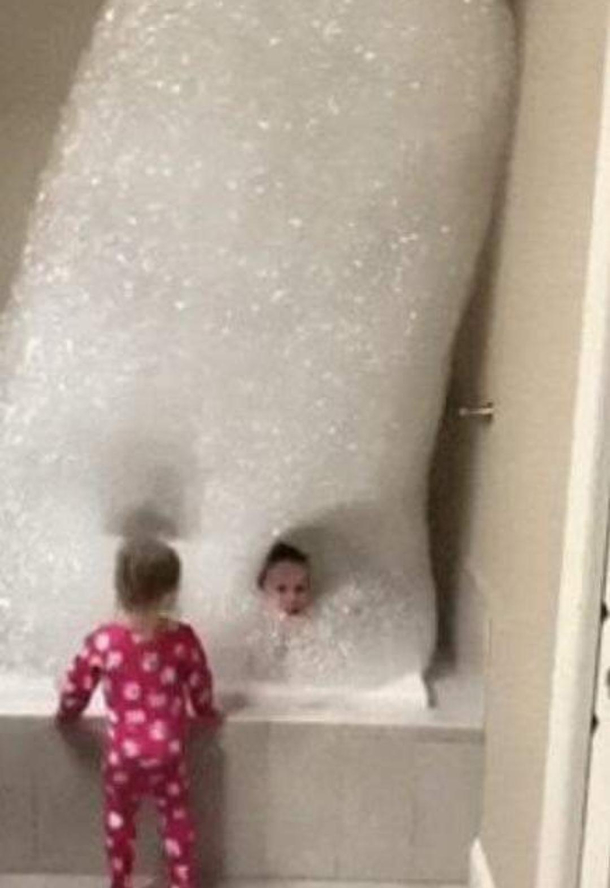 Bath bomb