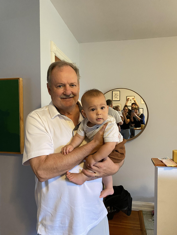 Behind the scenes of baby photography