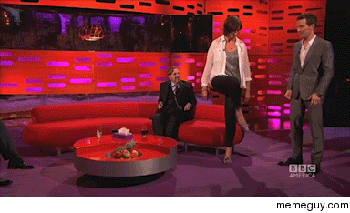 Benedict Cumberbatch tries to walk like Beyonce