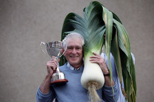 Biggest leek in World History how is Reddit not talking about this
