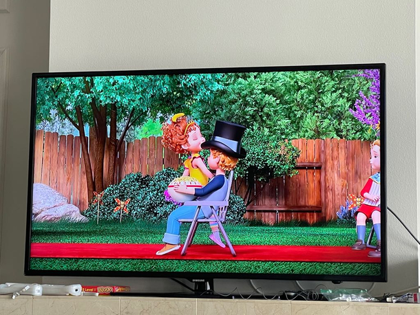 Came out to see Fancy Nancy paused and almost lost my mind