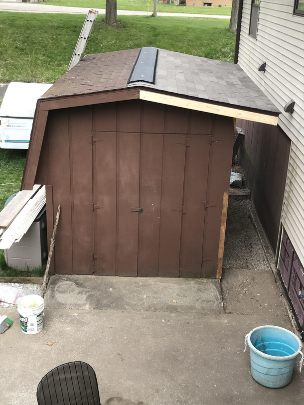 Changed the roofline of my shed now it has a side mullet