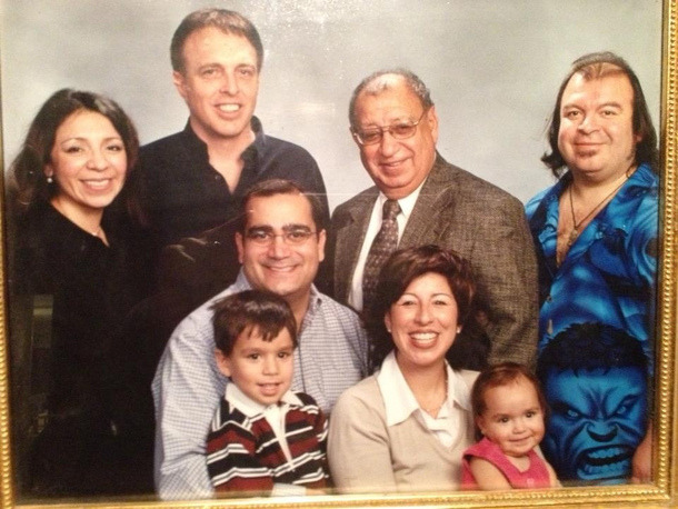 Choose your shirt wisely when taking family photos with the baby