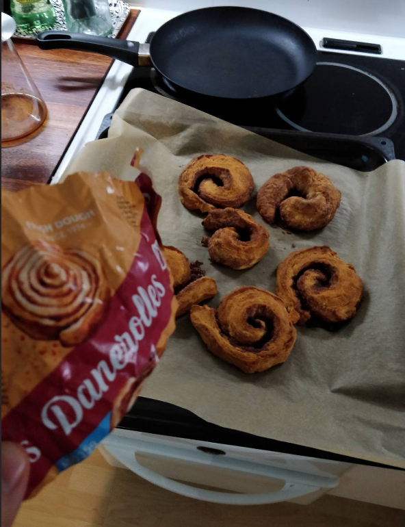 Cinnamon rolls