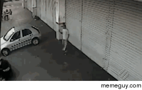 Closer closer stop stop stop