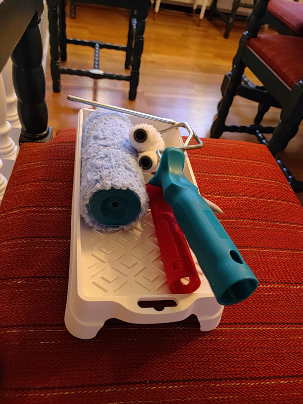 Cookie Monster in paint rollers