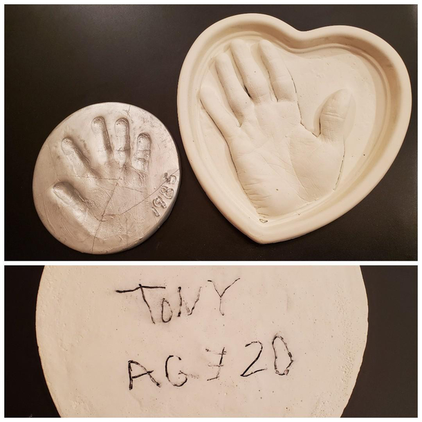 Couldnt have my mom playing favorites so I made her a handprint to display next to my brothers  years later Mom reassured me that Im her most special child