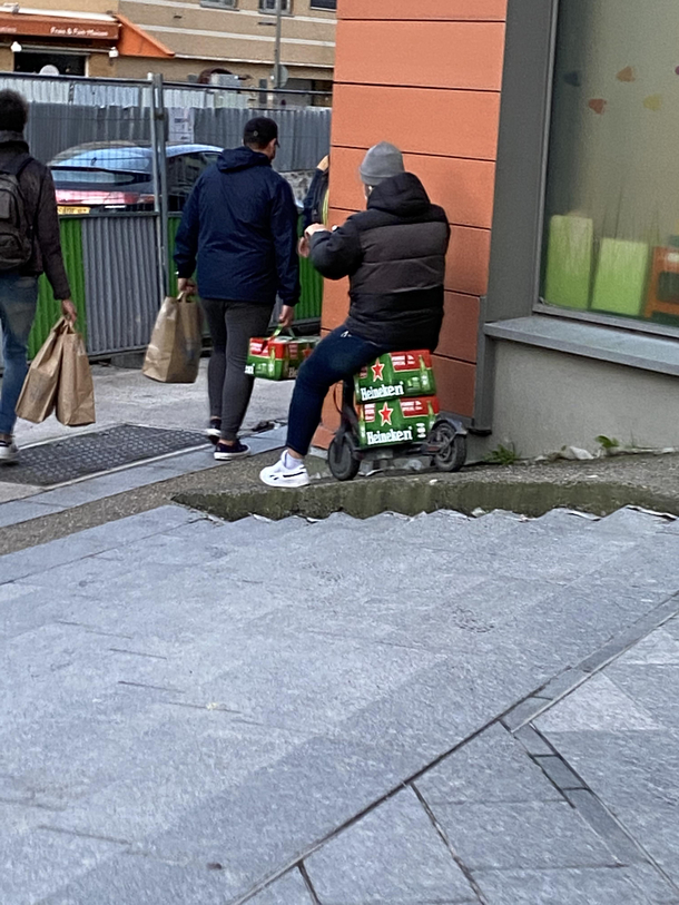 Crossed paths with an absolute genius on my way back from work the other day Humanity still has hope guys