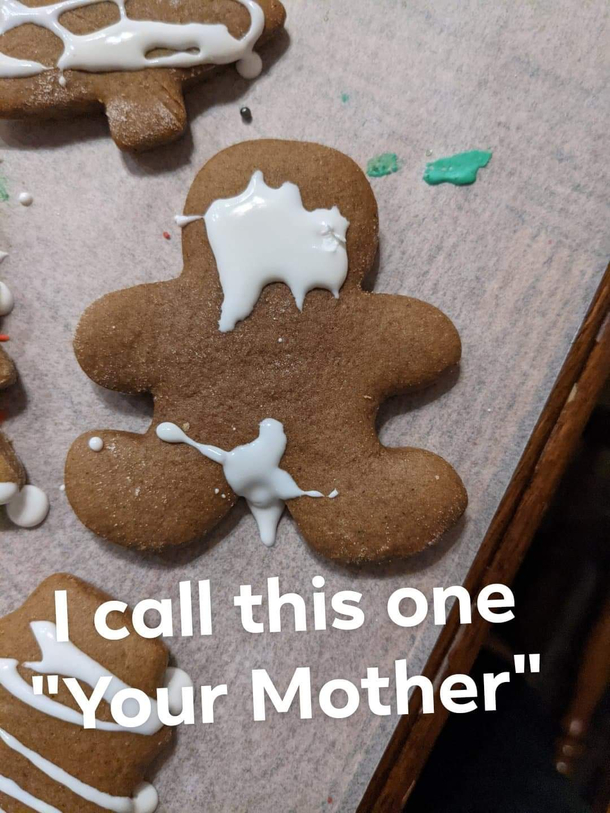 Decorating Christmas cookies with the fam I love this time of year 