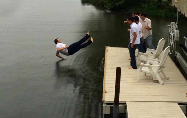 Did he fell in the water or is he break dancing