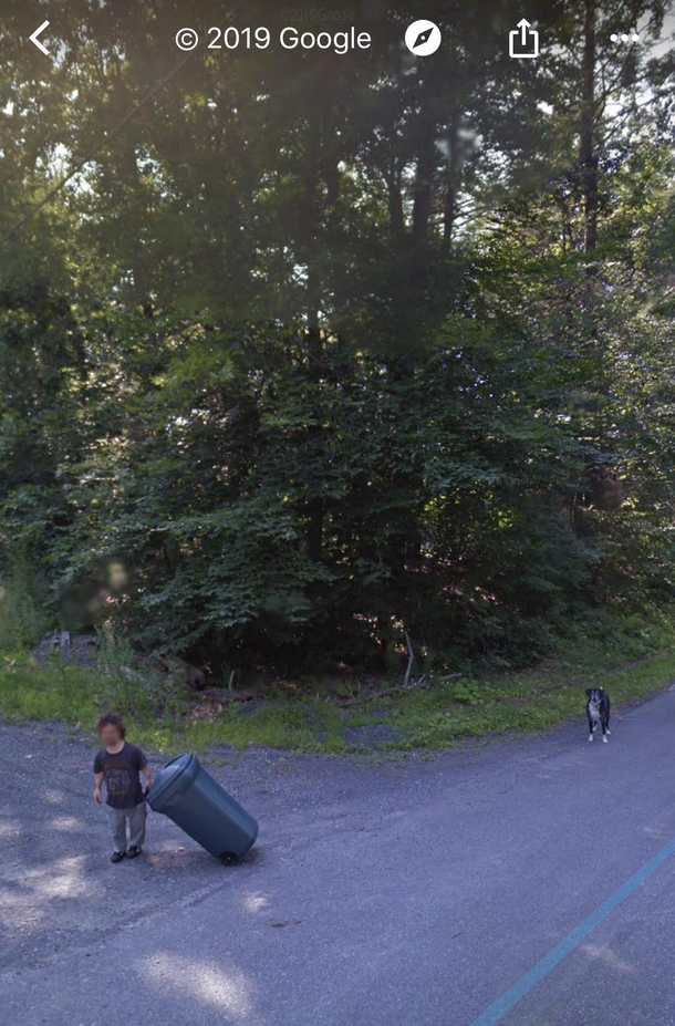 Did I just stumble across Peter Dinklage taking out the trash on Google Earth