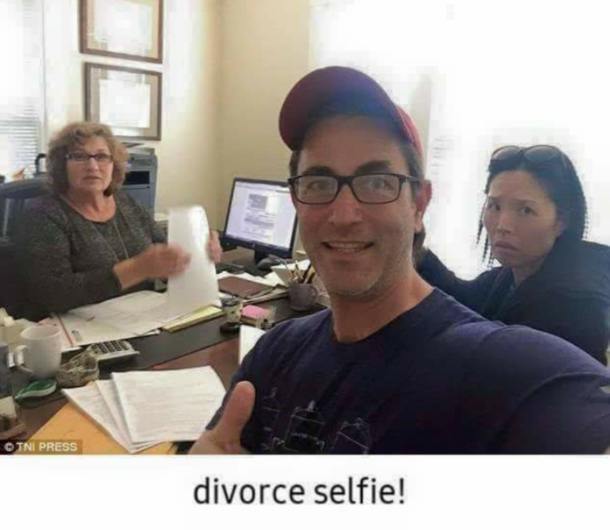 Divorce Selfie 