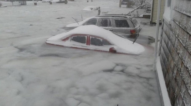 Dont worry about the car babe I put the wipers up