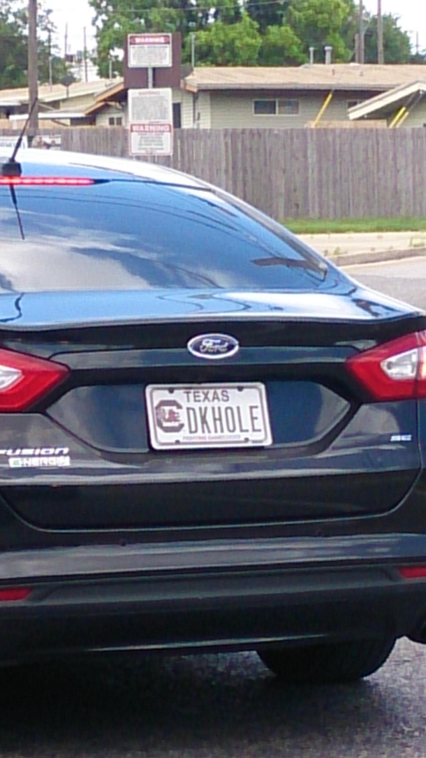 Driving through Texas when this Dickhole cuts me off