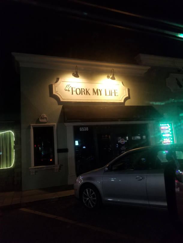 Drove to Sarasota and found this restaurant by chance had to turn around and get a pic