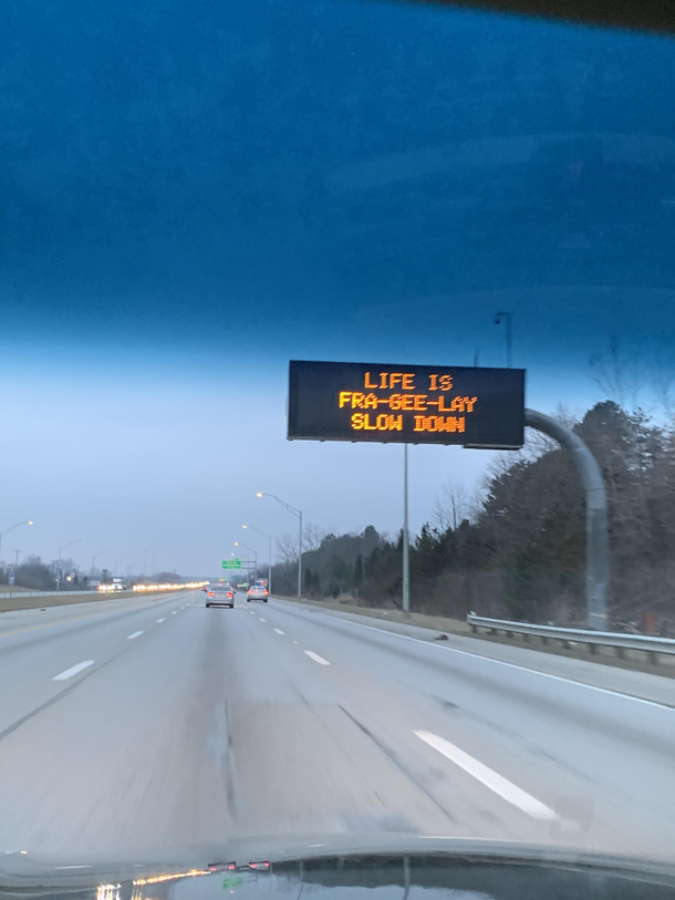 Electronic road side in Ohio